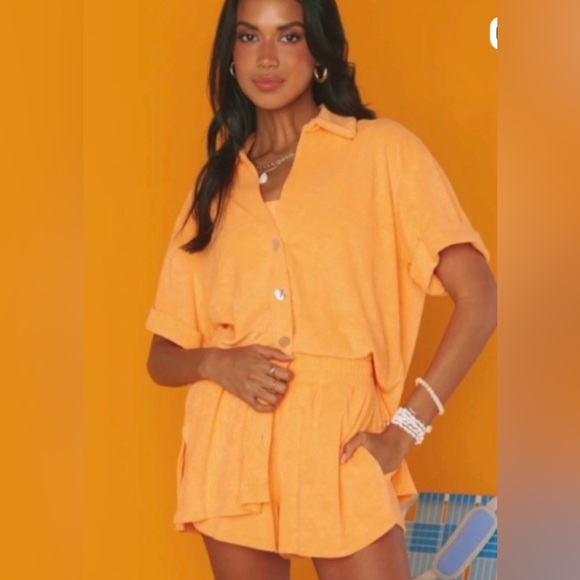 Show Me Your MuMu Other - Show me your Mumu Orange Terry Cloth 2pc Shorts Set Beachy Coastal Summer